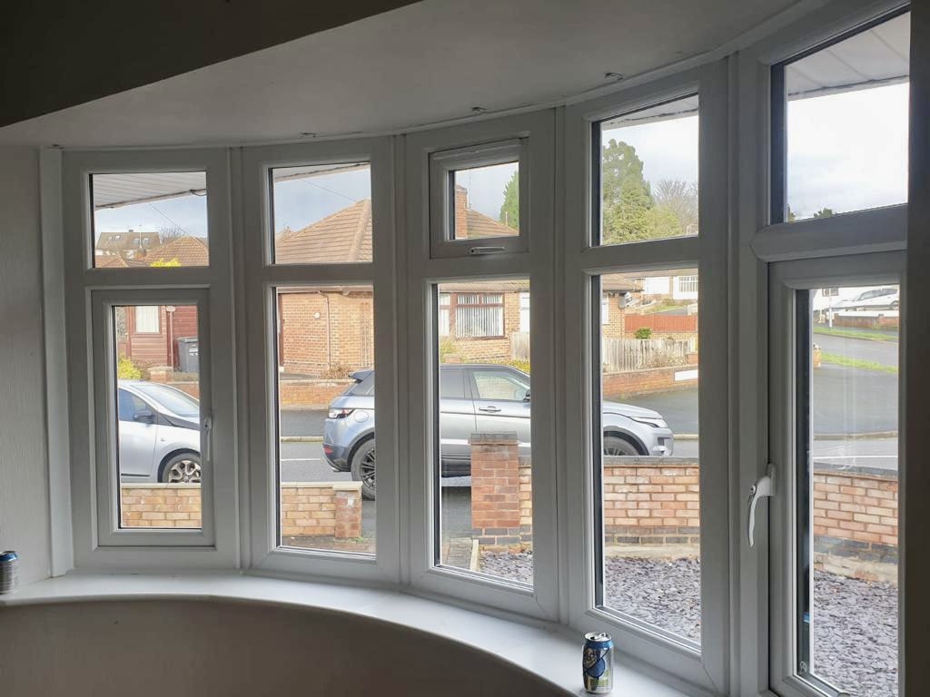 Difference Between Bow Window vs Bay Window