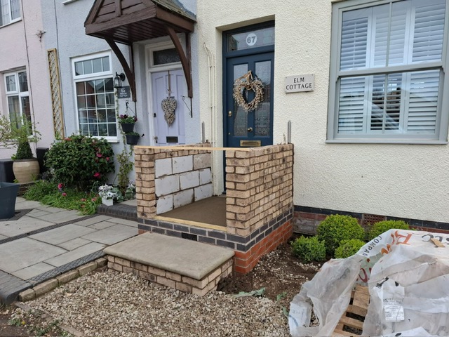 Porch installation of dwarf walls