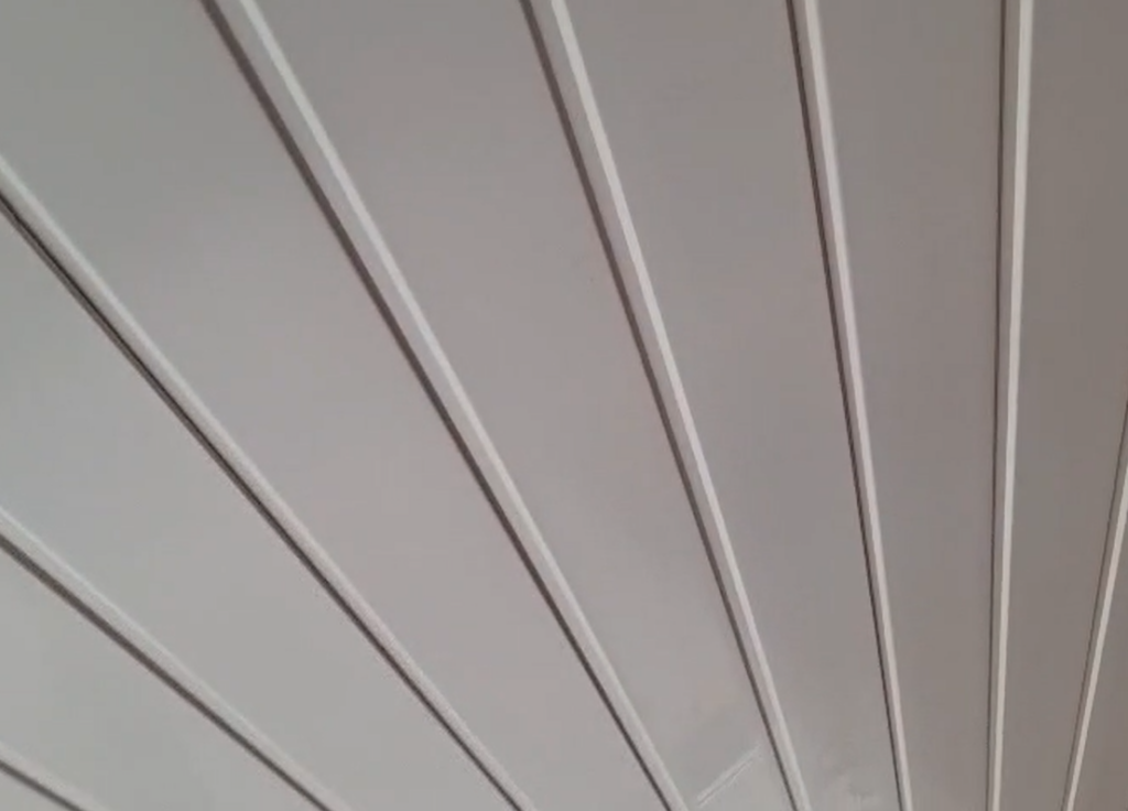 Shiplap cladding inside porch in Bushby